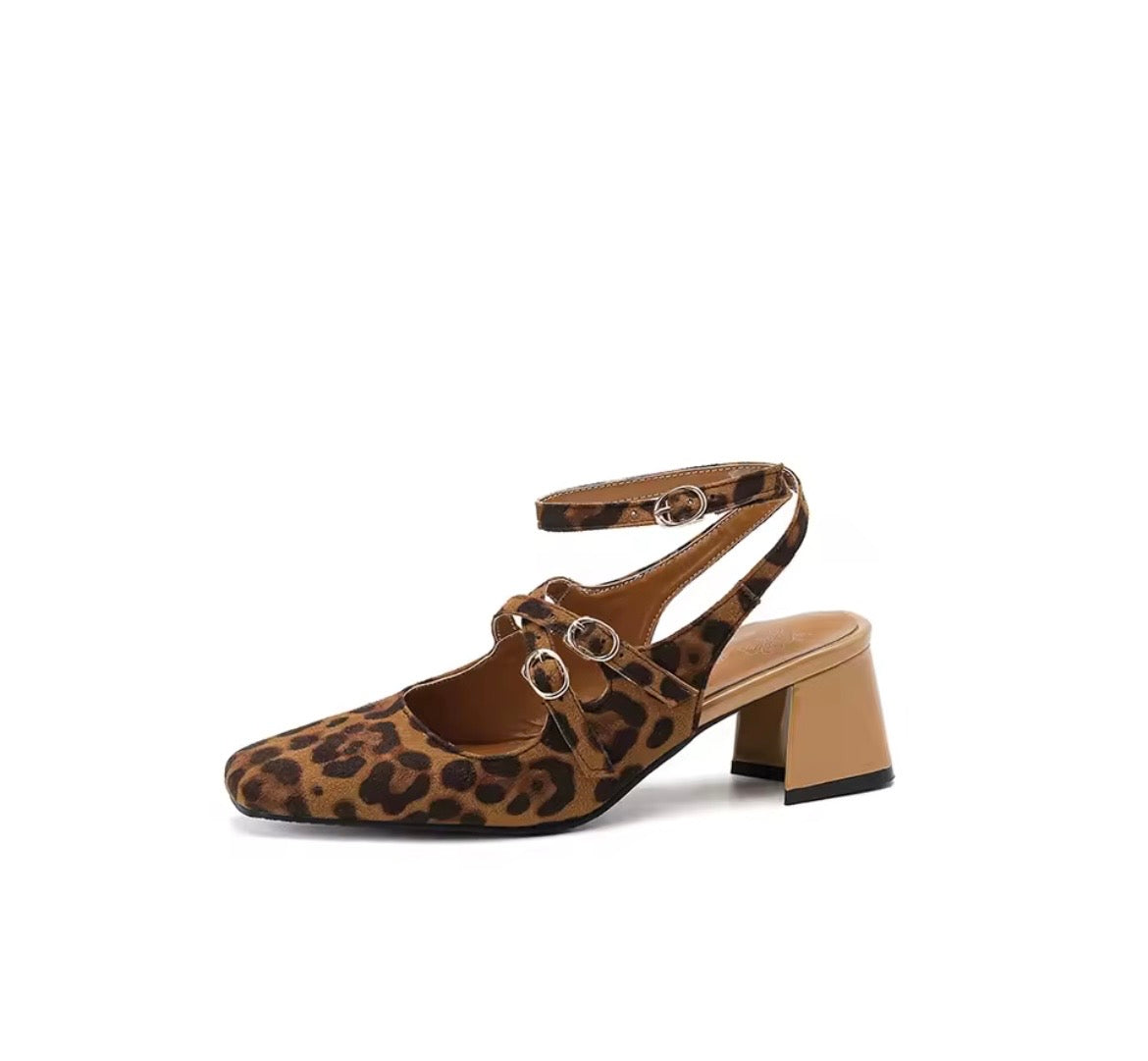Lilly Leopard