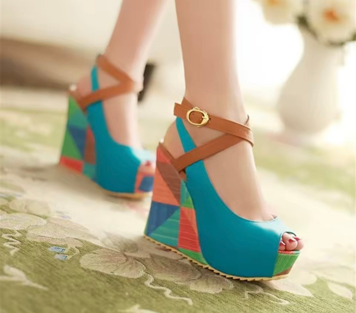Gia Wedge
