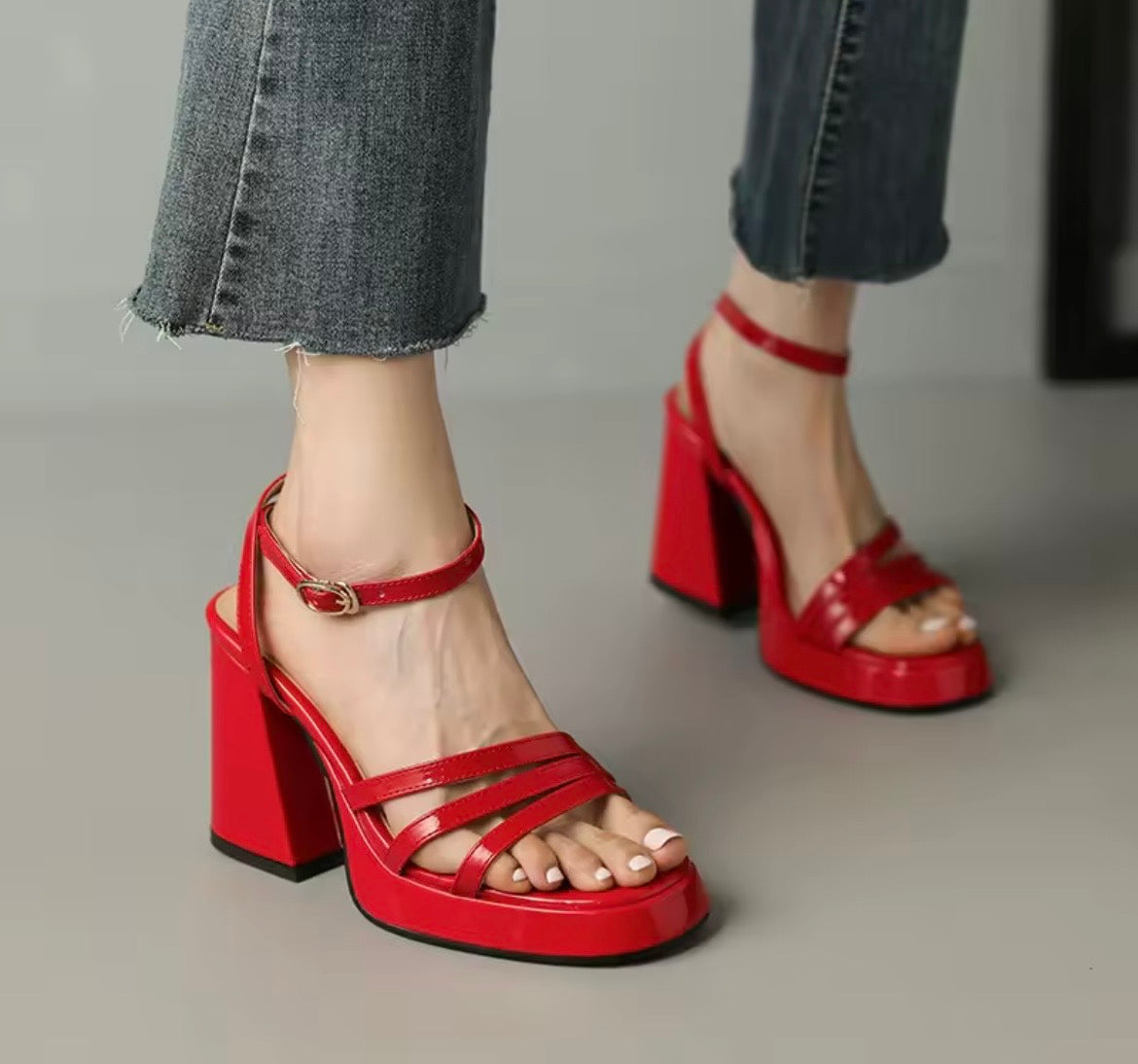Paula Platforms