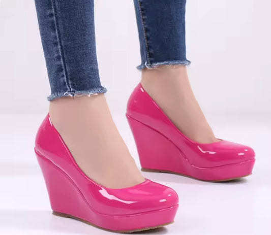 Gigi Wedge