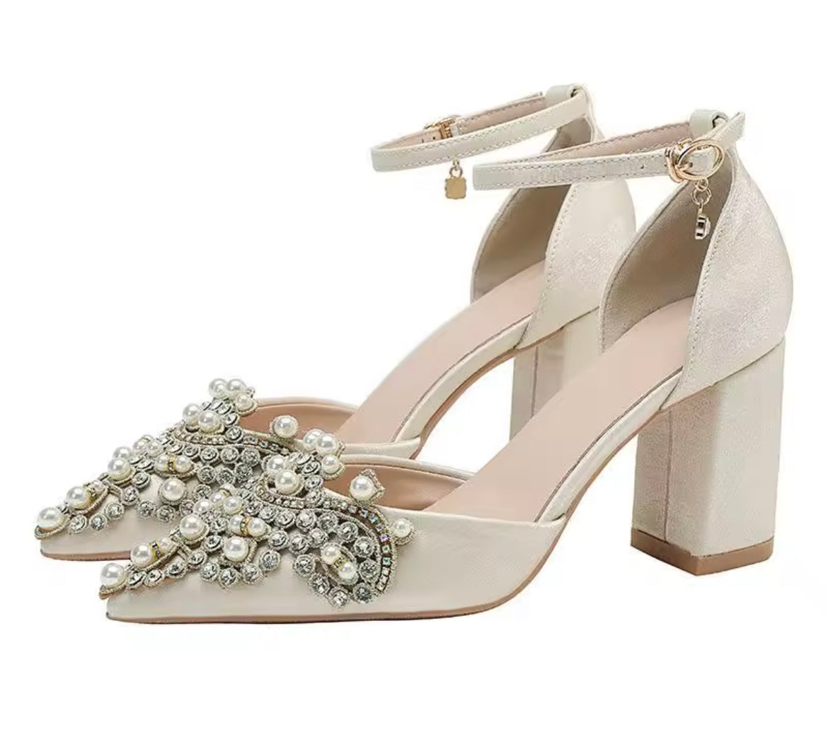 Arella Pumps Size 1 IN STOCK