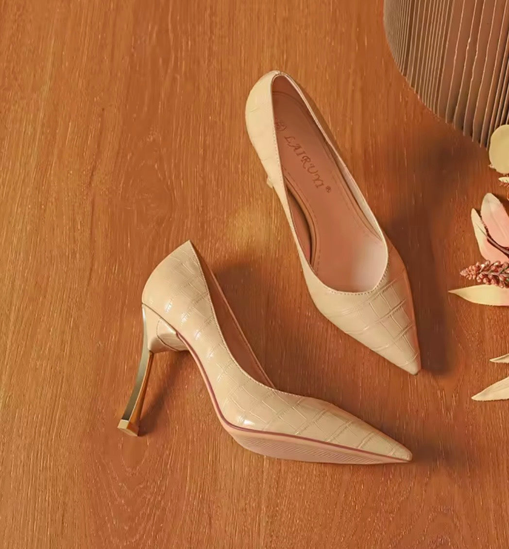 Nova Heels