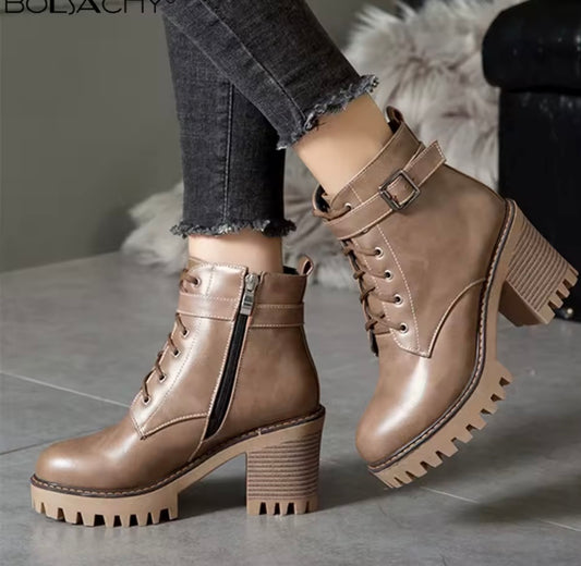 Donna Boots