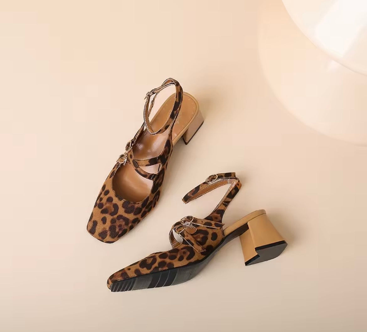 Lilly Leopard