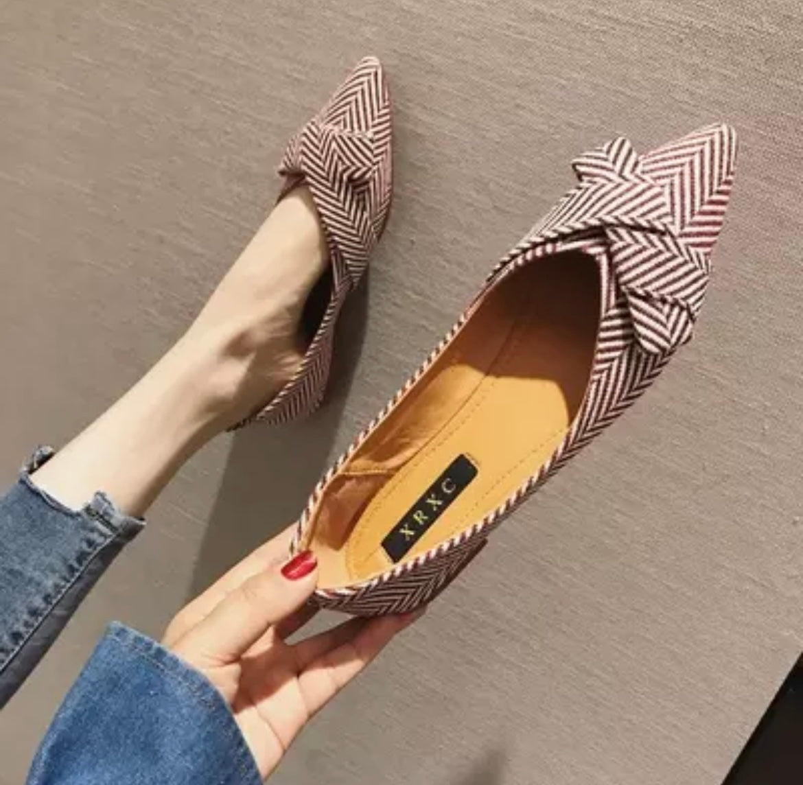 Red and white chevron flat textured ladies pump shoe